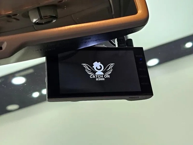 VW Passat 2.0 Tdi B7 - автомобили, коли, обяви за нови и употребявани 12