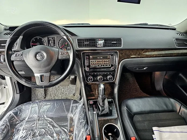 VW Passat 2.0 Tdi B7 - автомобили, коли, обяви за нови и употребявани 4