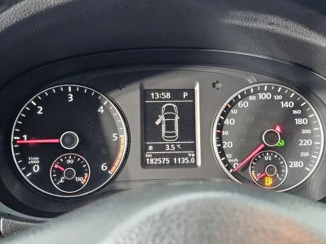 VW Passat 2.0 Tdi B7 - автомобили, коли, обяви за нови и употребявани 6