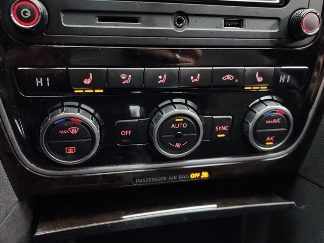 VW Passat 2.0 Tdi B7 - автомобили, коли, обяви за нови и употребявани 13