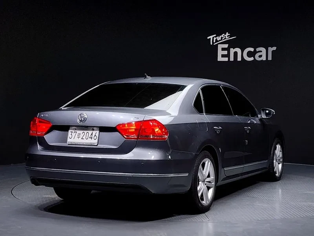 VW Passat 2.0 Tdi B7 - автомобили, коли, обяви за нови и употребявани 1