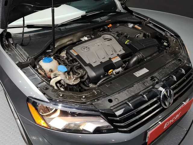 VW Passat 2.0 Tdi B7 - автомобили, коли, обяви за нови и употребявани 5