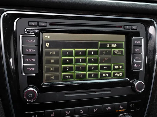 VW Passat 2.0 Tdi B7 - автомобили, коли, обяви за нови и употребявани 15