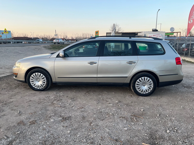 VW Passat 1.9TDI-105-ITALIA - автомобили, коли, обяви за нови и употребявани 11