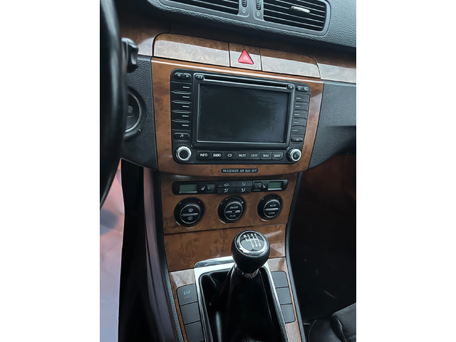 VW Passat 2.0TDI-4x4-NAVI-Hi-LINE-ITALIA - автомобили, коли, обяви за нови и употребявани 12