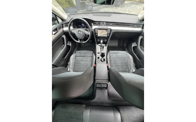 VW Passat HIGHLINE 4MOTION - автомобили, коли, обяви за нови и употребявани 12