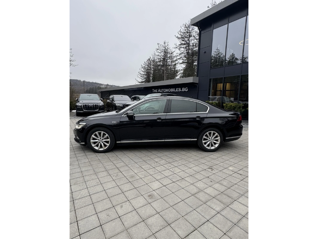 VW Passat HIGHLINE 4MOTION - автомобили, коли, обяви за нови и употребявани 3