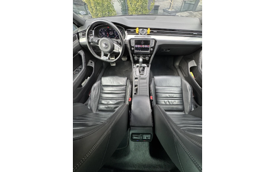 VW Passat R-Line - автомобили, коли, обяви за нови и употребявани 12
