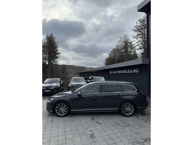 VW Passat R-Line - автомобили, коли, обяви за нови и употребявани 3