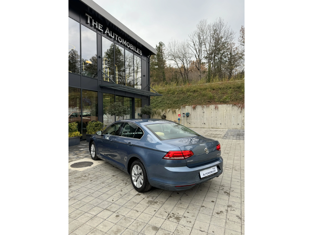 VW Passat - автомобили, коли, обяви за нови и употребявани 5