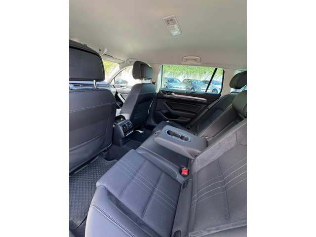 VW Passat Alltrack - автомобили, коли, обяви за нови и употребявани 8