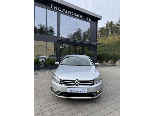 VW Passat - автомобили, коли, обяви за нови и употребявани 0