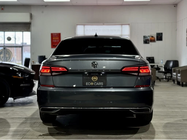 VW Passat 2.0T* Highline* FWD* АвтоКредит* (ЦЕНА ДО БГ) - автомобили, коли, обяви за нови и употребявани 4