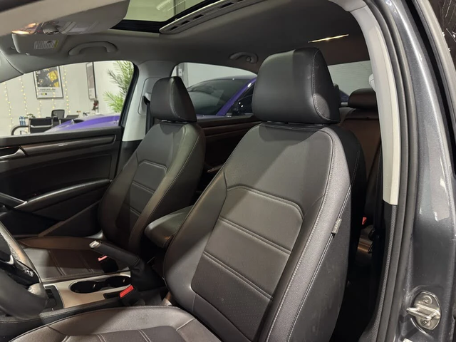 VW Passat 2.0T* Highline* FWD* АвтоКредит* (ЦЕНА ДО БГ) - автомобили, коли, обяви за нови и употребявани 7