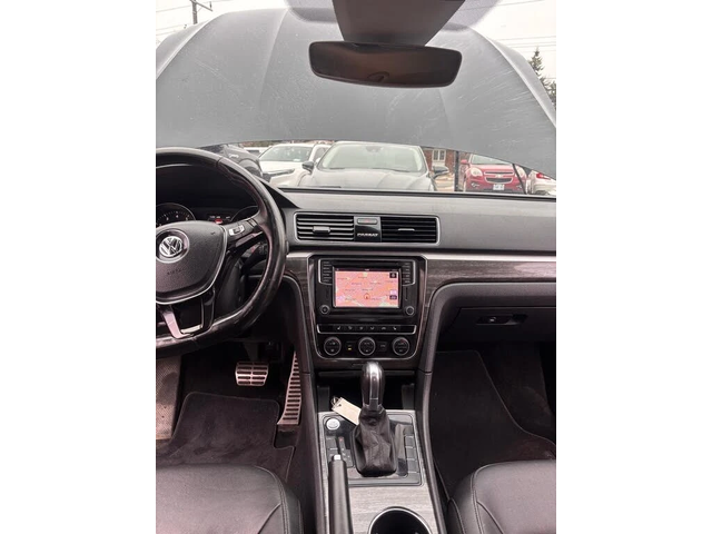 VW Passat .0T* Wolfsburg* FWD* АвтоКредит* (ЦЕНА ДО БГ) - автомобили, коли, обяви за нови и употребявани 11