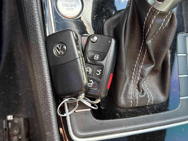 VW Passat * GT * 2 КЛЮЧА* PANO* KEYLESS* ПОДГРЕВ* - автомобили, коли, обяви за нови и употребявани 15