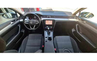 VW Passat СЕДАН 2.0TDI 150к.с. MATRIX - автомобили, коли, обяви за нови и употребявани 9
