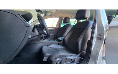 VW Passat LED ; DIGITAL ; КОЖА ; АВТОМАТИК - автомобили, коли, обяви за нови и употребявани 6
