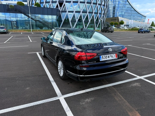 VW Passat SE NMS - автомобили, коли, обяви за нови и употребявани 3