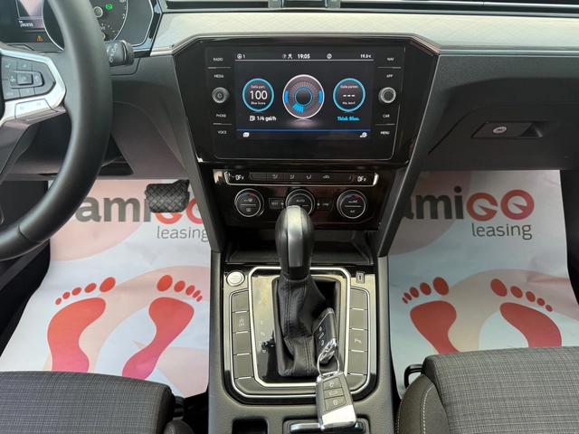 VW Passat 2.0TDI 150 ks Elegance Plus Собствен лизинг !!! - автомобили, коли, обяви за нови и употребявани 13