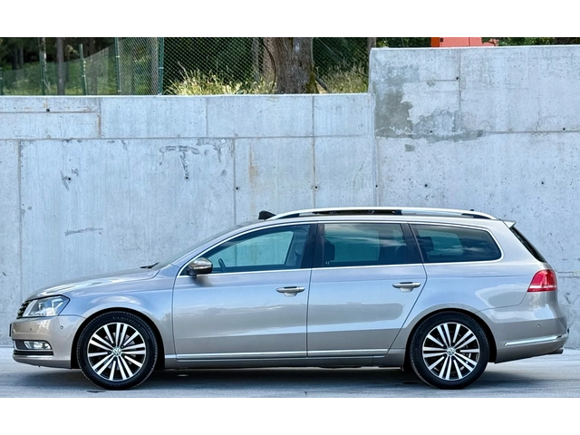 VW Passat 2.0TDi HIGHLINE* DSG* CarPlay* KEYLESS GO* LED - автомобили, коли, обяви за нови и употребявани 3