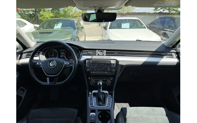 VW Passat GTE PLUG-IN HYBRID - автомобили, коли, обяви за нови и употребявани 12