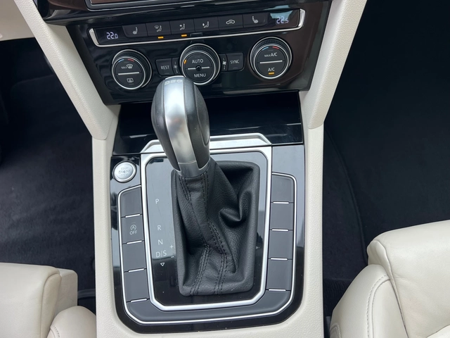 VW Passat 2.0TDI, HIGHLINE-FULL SERVICE VW-KATO HOB!!! - автомобили, коли, обяви за нови и употребявани 13