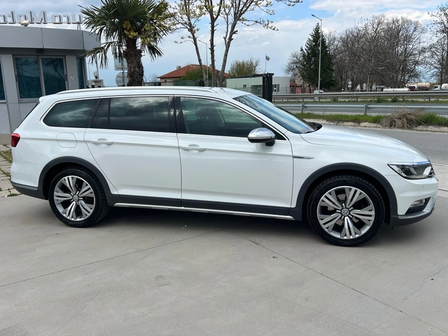 VW Passat ALLTRACK, 2.0TDI, 4-MOTION, ПЪЛНА СЕРВ. ИСТОРИЯ-НО - автомобили, коли, обяви за нови и употребявани 3