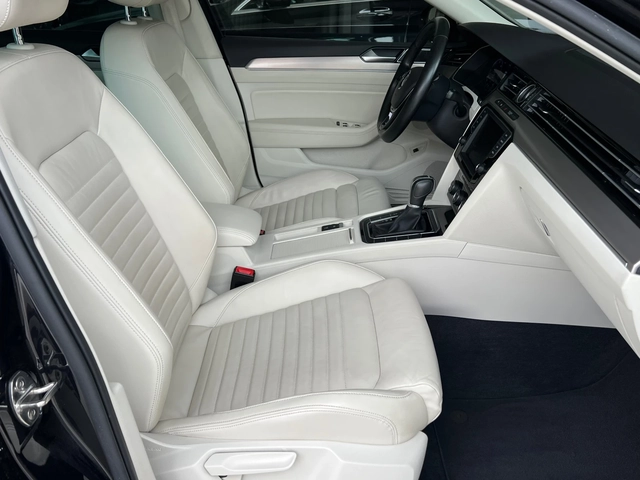 VW Passat 2.0TDI, HIGHLINE-FULL SERVICE VW-KATO HOB!!! - автомобили, коли, обяви за нови и употребявани 10