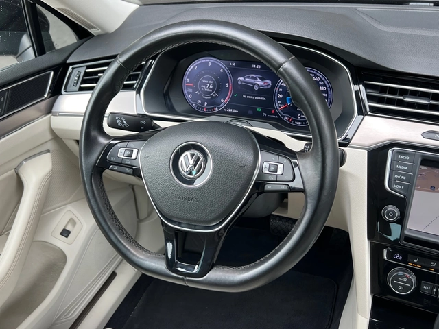 VW Passat 2.0TDI, HIGHLINE-FULL SERVICE VW-KATO HOB!!! - автомобили, коли, обяви за нови и употребявани 11
