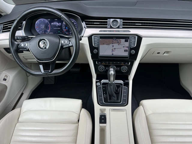VW Passat 2.0TDI, HIGHLINE-FULL SERVICE VW-KATO HOB!!! - автомобили, коли, обяви за нови и употребявани 9