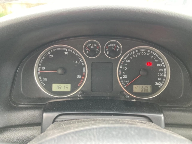 VW Passat 1, 9 TDI AVF 131.C.6CK - автомобили, коли, обяви за нови и употребявани 9