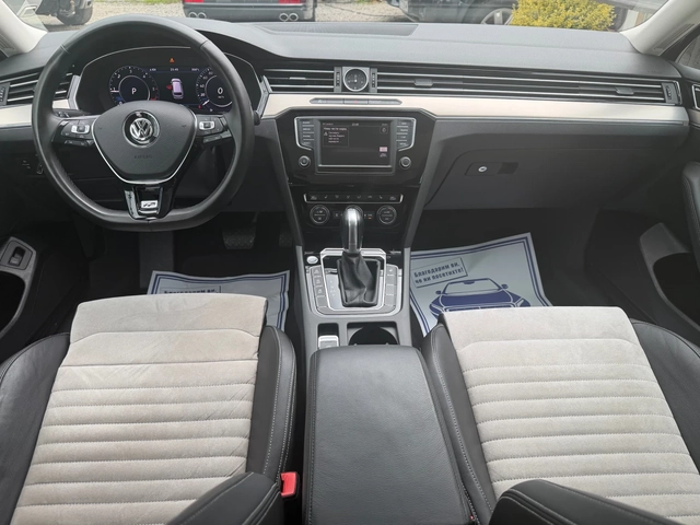 VW Passat R-Line* 4motion* DYNAUDIO* 240к.с.* 360 камери - автомобили, коли, обяви за нови и употребявани 12