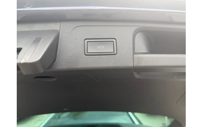 VW Passat R-Line* 4motion* DYNAUDIO* 240к.с.* 360 камери - автомобили, коли, обяви за нови и употребявани 14