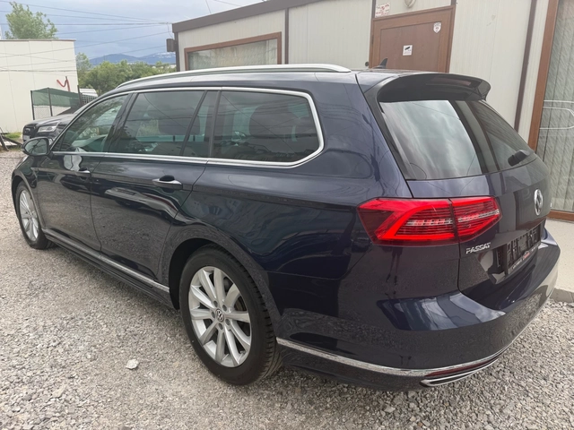 VW Passat R-Line* 4motion* DYNAUDIO* 240к.с.* 360 камери - автомобили, коли, обяви за нови и употребявани 3