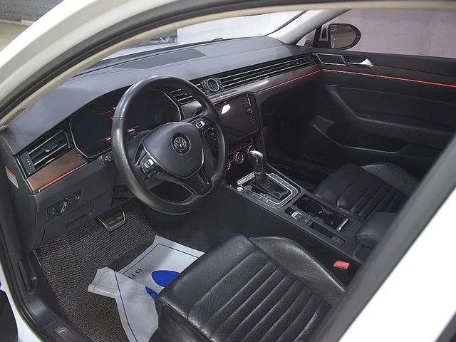 VW Passat 2.0 Tdi 4Motion Prestige - САМО 30% АВАНС - автомобили, коли, обяви за нови и употребявани 5