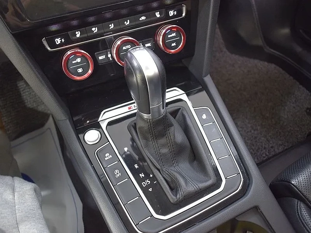 VW Passat 2.0 Tdi 4Motion Prestige - САМО 30% АВАНС - автомобили, коли, обяви за нови и употребявани 8