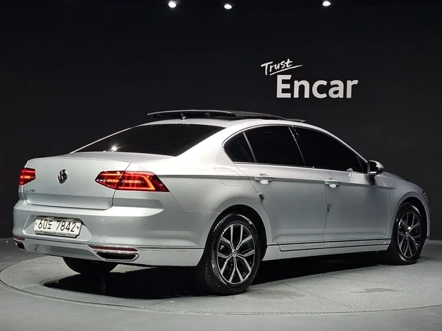 VW Passat 2.0 TDI - САМО 30% АВАНС - автомобили, коли, обяви за нови и употребявани 3