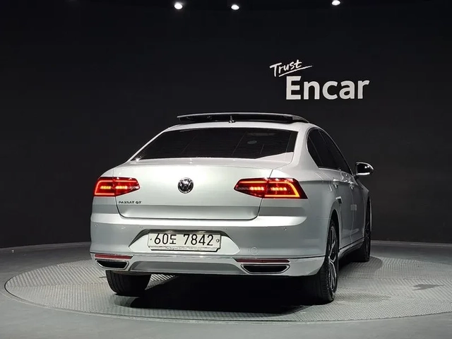 VW Passat 2.0 TDI - САМО 30% АВАНС - автомобили, коли, обяви за нови и употребявани 6