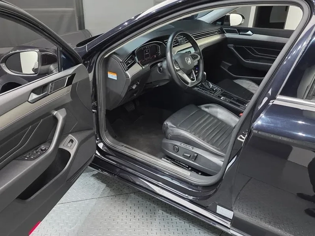 VW Passat 2.0 Tdi Prestige - САМО 30% АВАНС - автомобили, коли, обяви за нови и употребявани 9