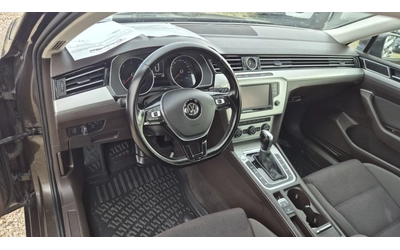 VW Passat 1.6TDI COMFORT КАМЕРА НАВИ ЛИЗИНГ ВИДЕО - автомобили, коли, обяви за нови и употребявани 11