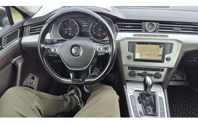 VW Passat 1.6TDI COMFORT КАМЕРА НАВИ ЛИЗИНГ ВИДЕО - автомобили, коли, обяви за нови и употребявани 12