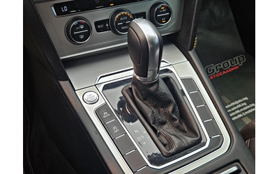 VW Passat 2.0TDI/GERMANY/DISTRONIC/ERGO COMFORT/CAR PLAY/LIZ - автомобили, коли, обяви за нови и употребявани 11