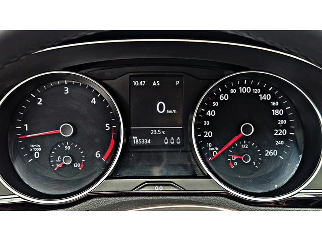 VW Passat 2.0TDI/GERMANY/DISTRONIC/ERGO COMFORT/CAR PLAY/LIZ - автомобили, коли, обяви за нови и употребявани 9