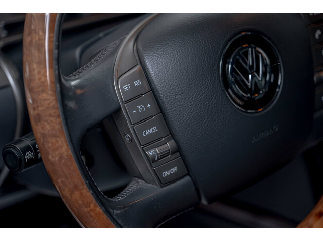 VW Phaeton 3.0TDI/dYnaudio/Обдувхане/Камера/Дистроник - автомобили, коли, обяви за нови и употребявани 8