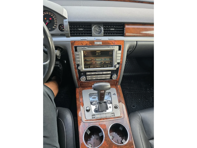 VW Phaeton - автомобили, коли, обяви за нови и употребявани 9