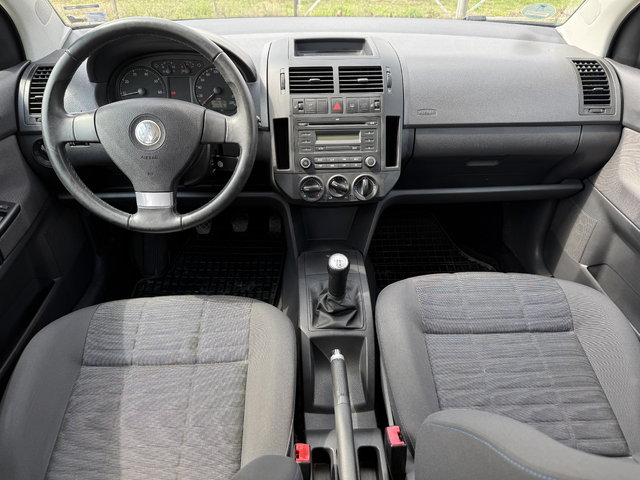 VW Polo 1.2i - автомобили, коли, обяви за нови и употребявани 7