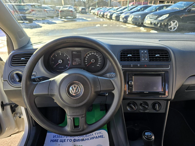 VW Polo 1.2 BENZ - автомобили, коли, обяви за нови и употребявани 9