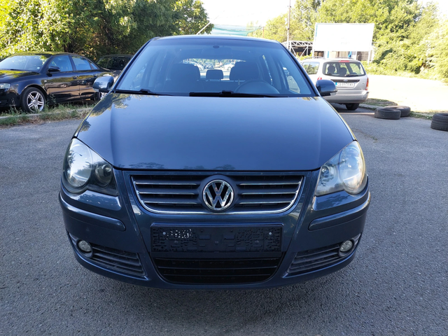 VW Polo 1, 4i AUTOMATIC - автомобили, коли, обяви за нови и употребявани 2