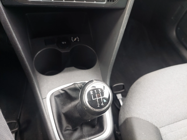 VW Polo 1, 4i 86ps СТАРИЯ МОТОР!!! - автомобили, коли, обяви за нови и употребявани 11